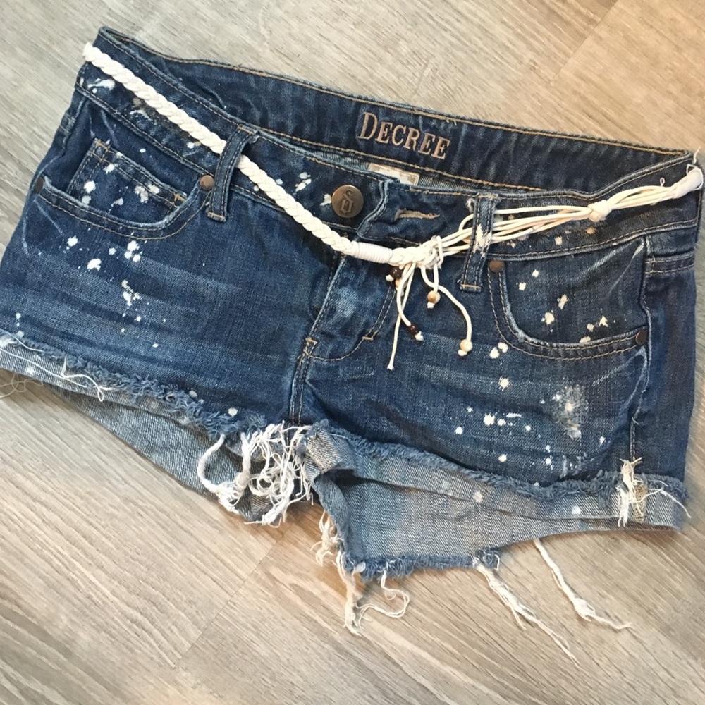 Decree Shorts